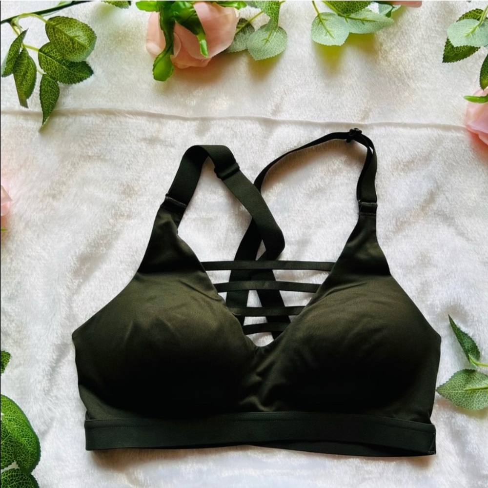 Victoria’s Secret Olive Green Sports Bra size 34B. Fits small.